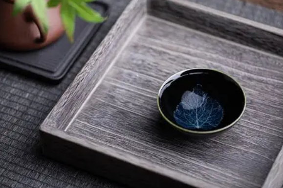 茶盏的千年身世：从陶土到茶汤的光阴故事-茶之家